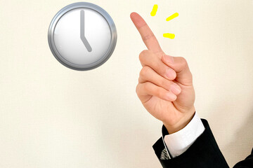 定時退社のビジネスマン 時間管理