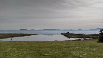 The lake and the mountains 