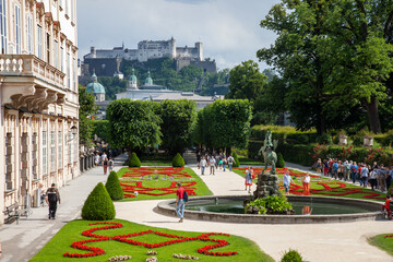 Naklejka premium Mirabellgarten in Salzburg 
