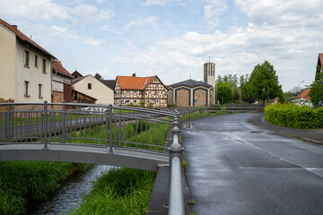 Fototapeta na wymiar Morles in der Gemeinde Nüsttal nach dem Regen