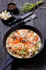 salmon fillet with creamy blue mold cheese sauce
