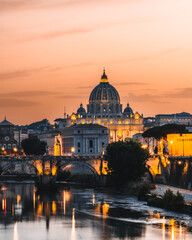 Fototapeta premium view of st peter basilica