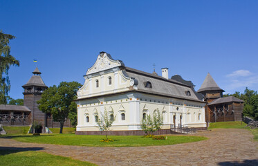 Fototapeta na wymiar Hetman house in Citadel fortress in Baturin, Ukraine 