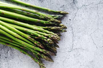 A bunch of asparagus sprouts