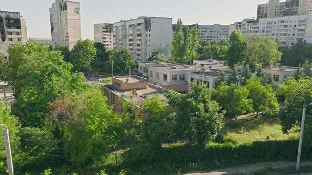 War city house riun destruction ukraine kharkiv conflict street danger aerial