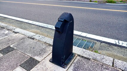 長崎県壱岐市郷ノ浦にあるゴリラを模した車止め