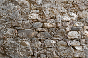 Muro di rocce e cemento