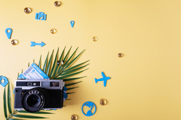 Obraz premium Summer travel layout with copy space.