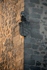 detalles en fachada de diputacion de Avila