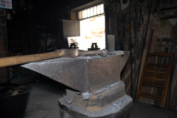 detalles del trabajo en la fragua