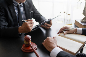 Attorney provide advice on litigation matters and sign contracts as lawyers to receive complaints...