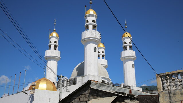 Magnifique mosqu&eacute;e de Domoni