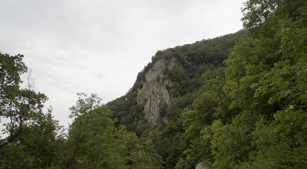 Vista lungo il sentiero da Fonte Avellana 