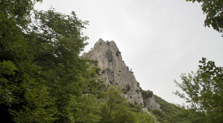 Vista lungo il sentiero da Fonte Avellana 