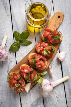 Italian bruschetta bread with tomato and basil