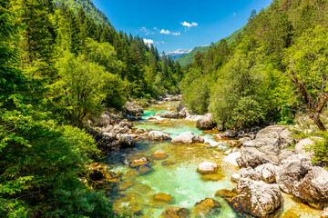 Willkommen im wunderschönen Soča-Tal in der Nähe der Julischen Alpen - Slowenien
