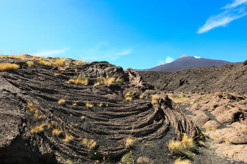 Lava cordata Pahoehoe sul vulcano Etna © Etna ·REC Attivo