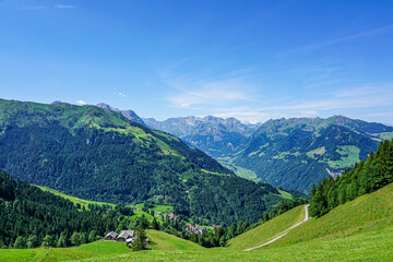 Panorama of mountains in swiss alpsPanorama of mountains in Swiss Alp (horizontal)
