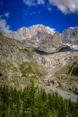 Fototapeta na wymiar Der Mont Banc vom Val Veny im italienischen Aostatal aus gesehen