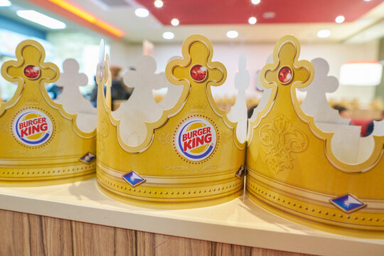 SAINT PETERSBURG - CIRCA OCTOBER, 2017: paper crowns at Burger King restaurant. Burger King is an American global chain of hamburger fast food restaurants.