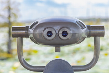 stationary wildlliife binoculars