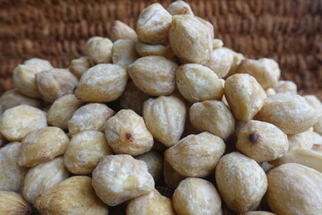 Candlenut contains many nutrients and the fruit is also used as a spice in cooking.