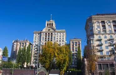 Fototapeta na wymiar House on Khreshchatyk in Kyiv, Ukraine 