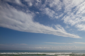 海と雲