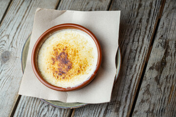 Queso parrillero provolone fundido ideal para comer de primer plato