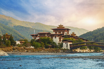 Obraz premium Amazing View of the Famous Punakha Dzong in Bhutan