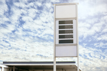 top LED digital gas price sign at pump station provide a convenient way to display fuel prices at...