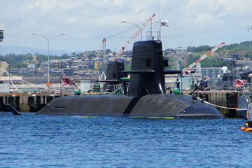 海上自衛隊呉基地の潜水艦
