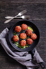 Jauhelihapihvit, finnish beef meatballs, top view