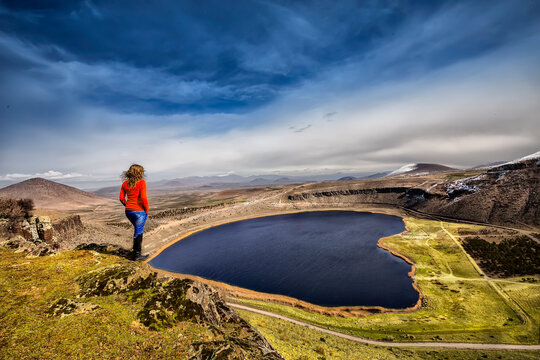 Narlıg&ouml;l, also known as Nar Lake or Acıg&ouml;l, is a vokanik crater lake in Niğde, Turkey.