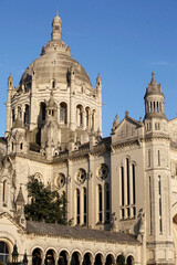Fototapeta na wymiar Lisieux basilica