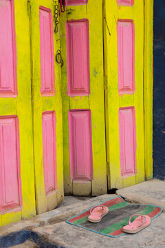 Bright colors of Indian street. Entrance door of an Indian house.