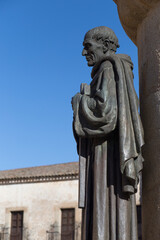 Obraz premium San Pedro de Alcantara statue, Caceres, Spain
