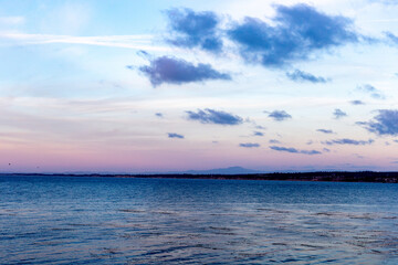 Sweet sunset on the ocean 