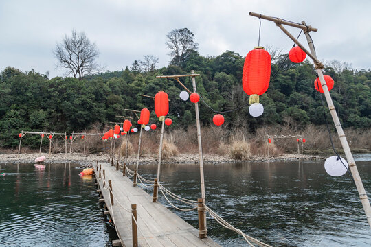 Lanterns are decorated on traditional Chinese festivals