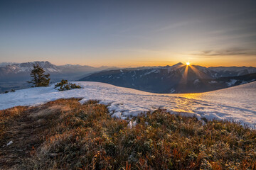 Sonnenaufgang in den Alpen