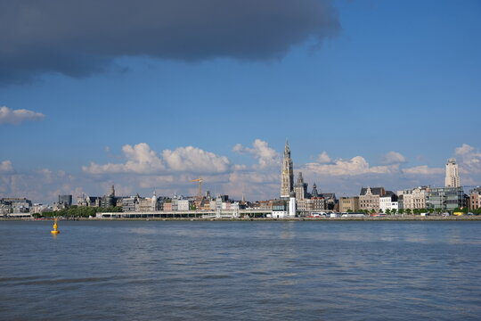 Antwerpen Skyline - Fluss Schelde