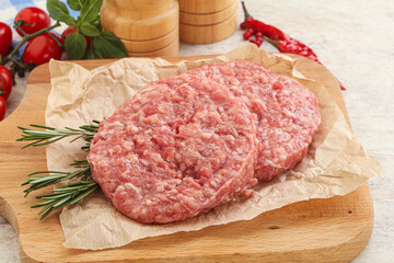 Raw pork cutlet for burger