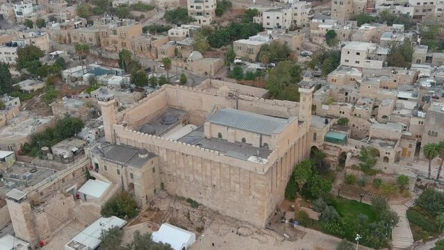 Hebron Cave of the Patriarchs, Aerial top down view, Israel 

Aerial view from Israel Hebron City Cave of the Patriarchs, 2022

