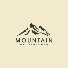 Mountain adventure logo design vector template - obrazy, fototapety, plakaty