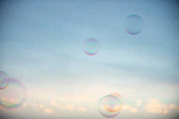 空とシャボン玉