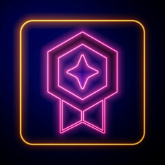 Obraz premium Glowing neon Game rating with medal icon isolated on black background. Level results for game. Vector