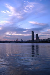 Fototapeta na wymiar Seoul Han river 