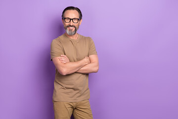 Photo of successful businessman it-specialist working in modern company isolated on purple color background