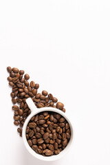 Obraz premium Image of pill of a coffee beans on a white background