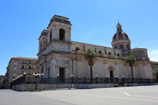 Giarre, Sicily (Italy): Mother Church of S. Isidoro Agricola, catholic church